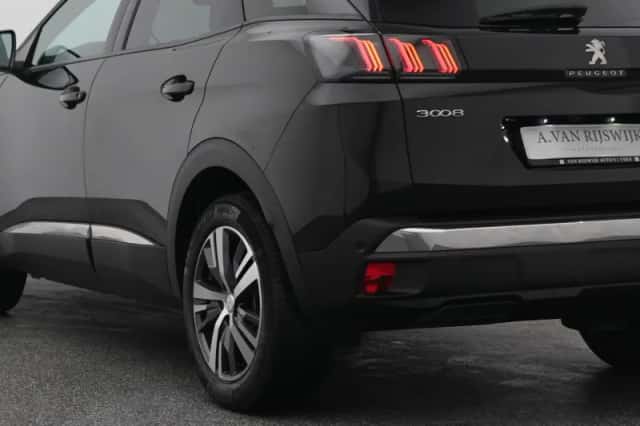 Peugeot 3008 (2021) thumbnail 18