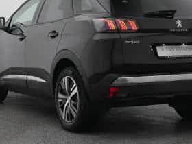 Peugeot 3008 (2021) thumbnail 18