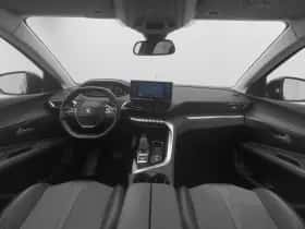 Peugeot 3008 (2021) thumbnail 3