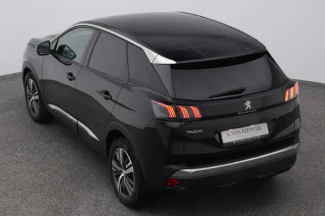 Peugeot 3008 (2021) thumbnail 25