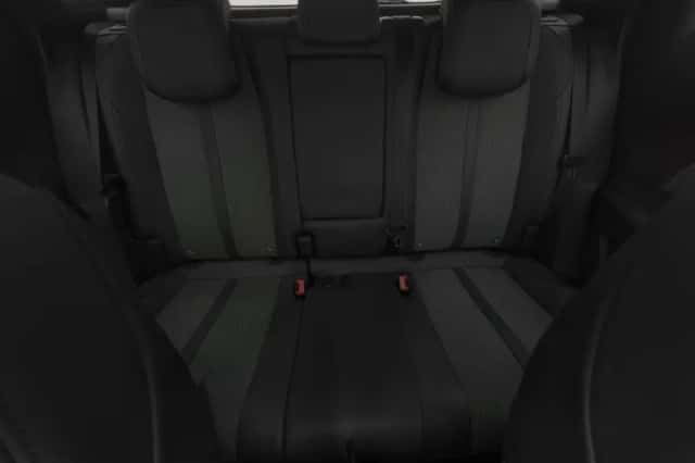 Peugeot 3008 (2021) thumbnail 4