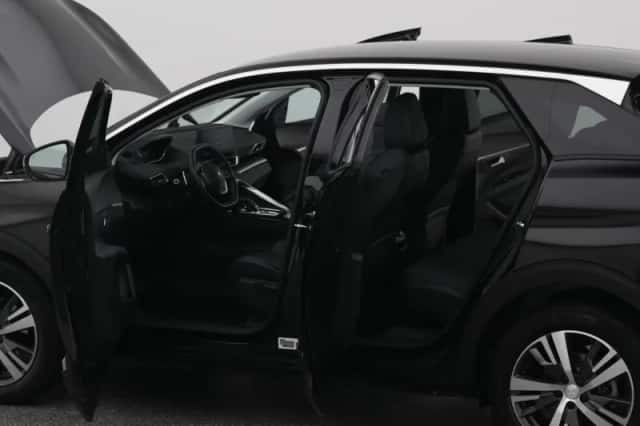 Peugeot 3008 (2021) thumbnail 33