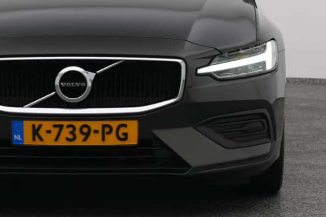 Volvo V60 (2021) thumbnail 19