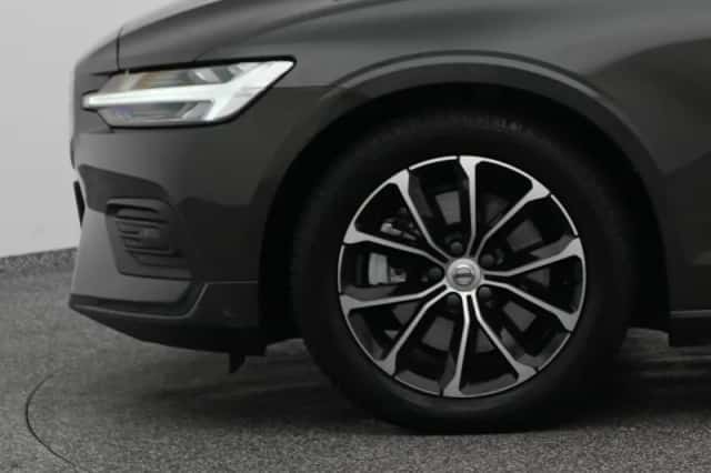 Volvo V60 (2021) thumbnail 21