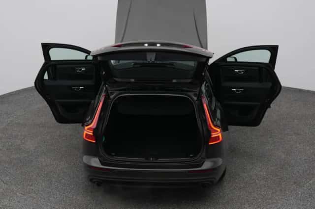 Volvo V60 (2021) thumbnail 29