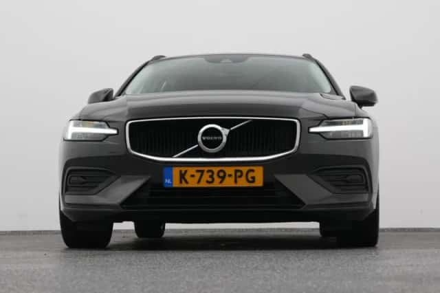 Volvo V60 (2021) thumbnail 35
