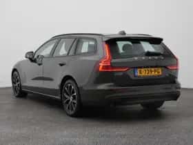 Volvo V60 (2021) thumbnail 5