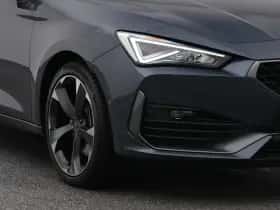 CUPRA Leon (2023) thumbnail 17