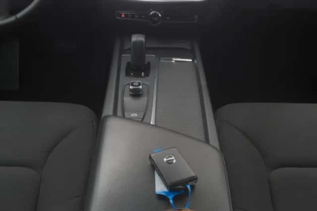 Volvo V60 (2020) thumbnail 12