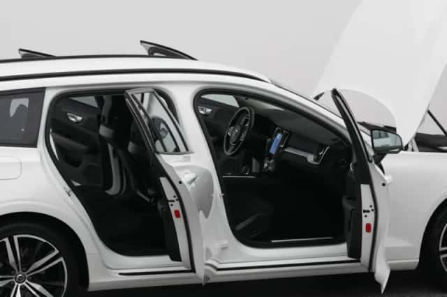 Volvo V60 (2020) thumbnail 34