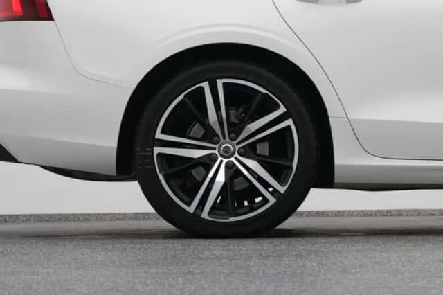 Volvo V60 (2020) thumbnail 41