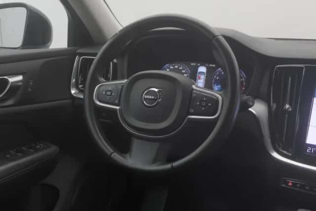 Volvo V60 (2020) thumbnail 7