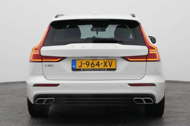 Volvo V60 (2020) thumbnail 10