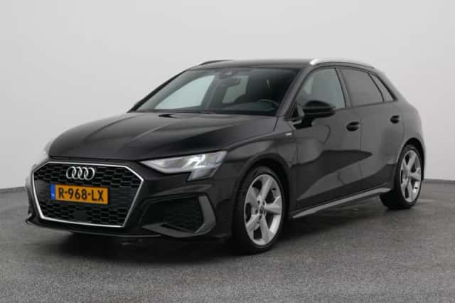 Audi A3 (2021) thumbnail 1
