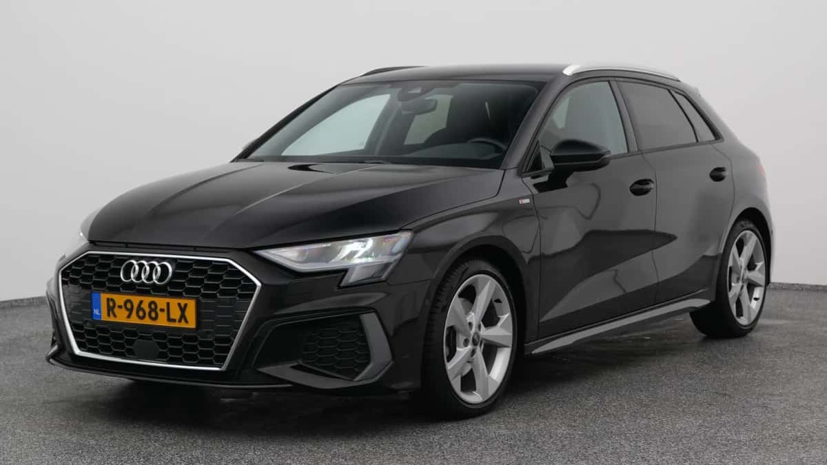 Audi A3 (2021) — foto 1