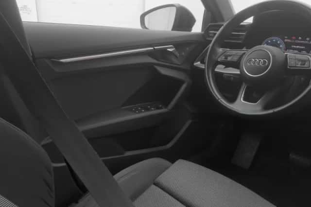 Audi A3 (2021) thumbnail 11