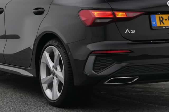Audi A3 (2021) thumbnail 18