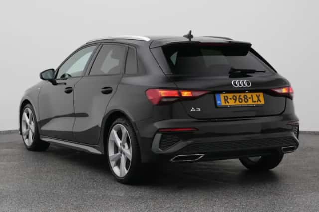 Audi A3 (2021) thumbnail 5