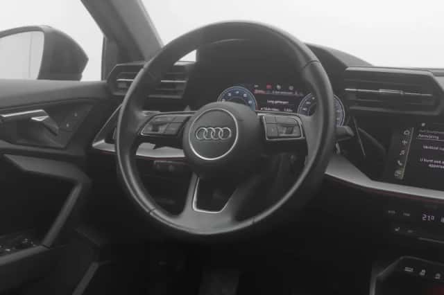 Audi A3 (2021) thumbnail 7