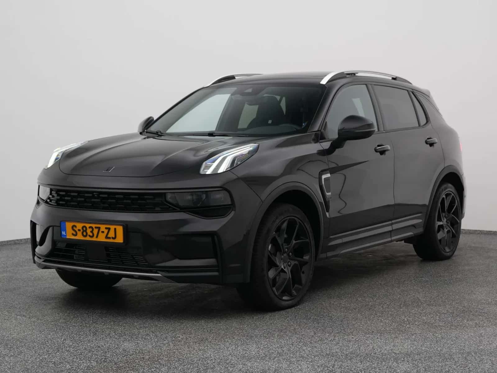 Lynk & Co 01 (2023) — foto 1