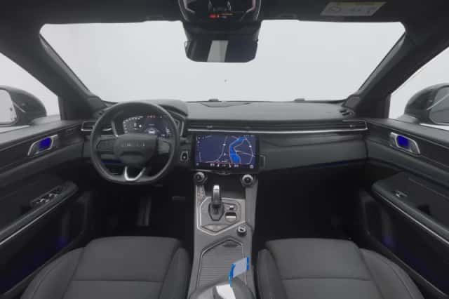 Lynk & Co 01 (2023) thumbnail 3