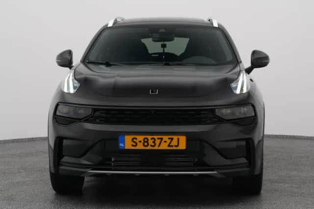 Lynk & Co 01 (2023) thumbnail 9