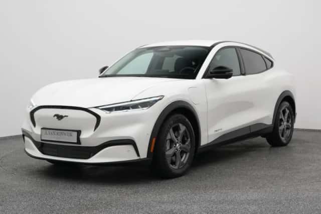 Ford Mustang (2023)
