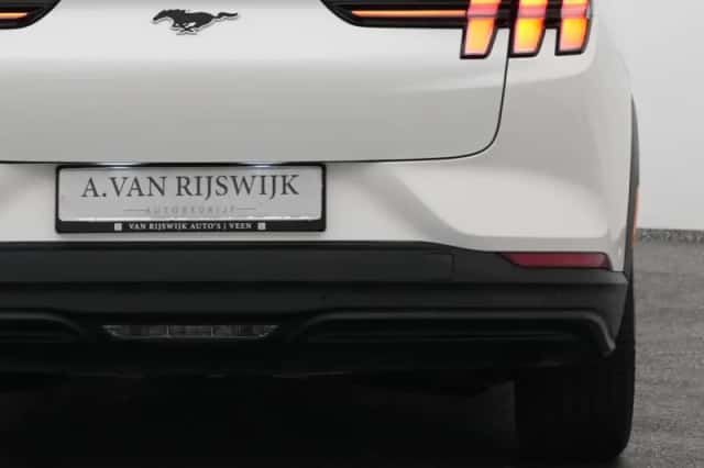 Ford Mustang (2023) thumbnail 21