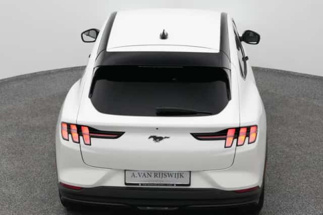 Ford Mustang (2023) thumbnail 29