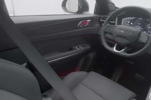 Lynk & Co 01 (2023) thumbnail 11