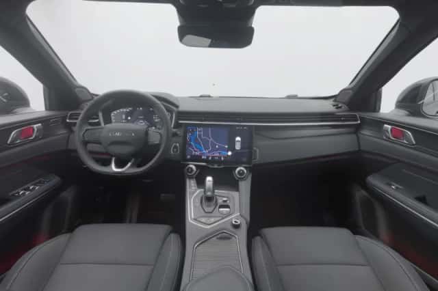 Lynk & Co 01 (2023) thumbnail 3