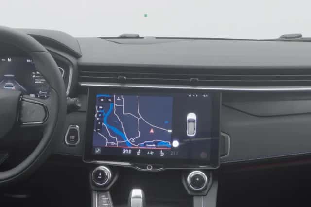 Lynk & Co 01 (2023) thumbnail 8