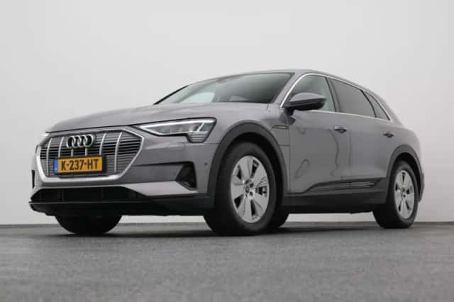 Audi e-tron (2020) thumbnail 16