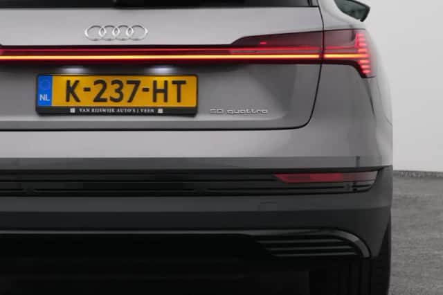 Audi e-tron (2020) thumbnail 21