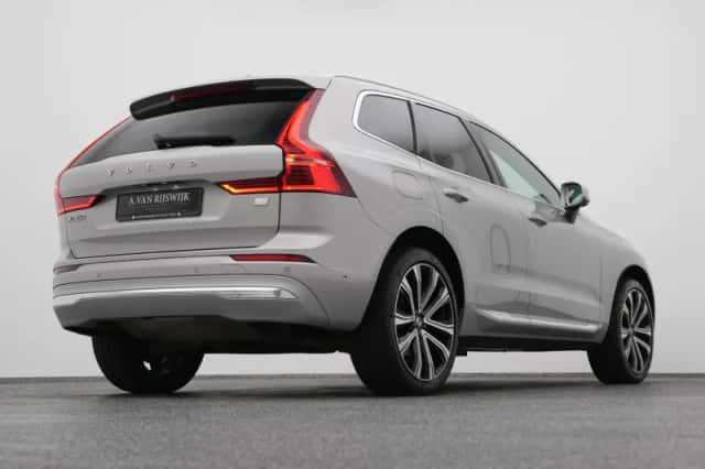 Volvo XC60 (2024) thumbnail 16