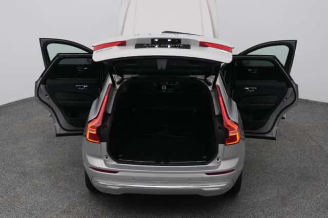 Volvo XC60 (2024) thumbnail 29