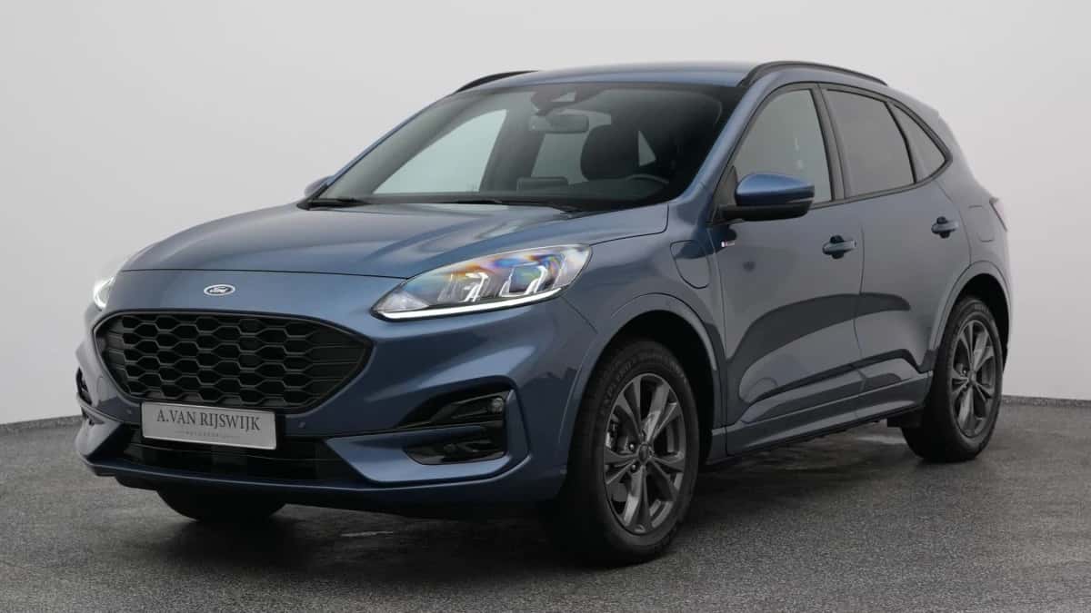 Ford Kuga (2023) — foto 1