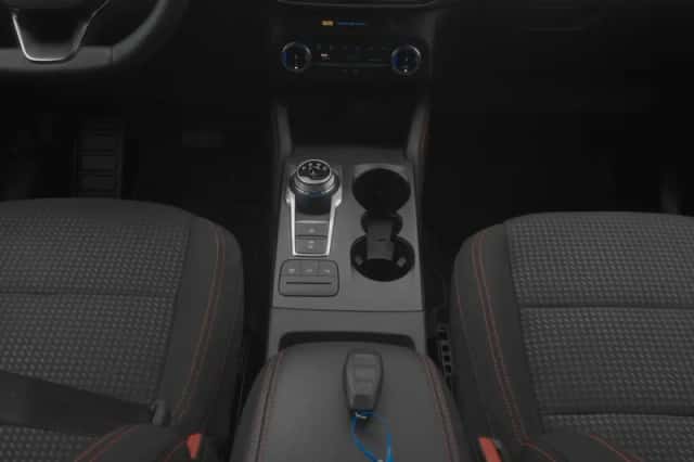 Ford Kuga (2023) thumbnail 12
