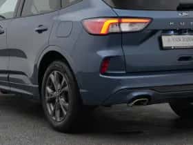 Ford Kuga (2023) thumbnail 18