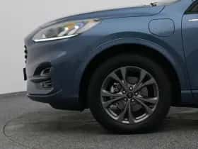 Ford Kuga (2023) thumbnail 21
