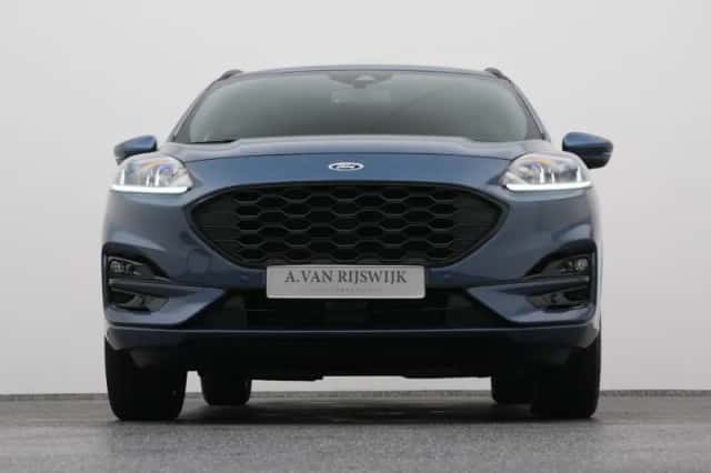 Ford Kuga (2023) thumbnail 35