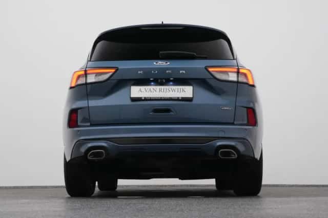 Ford Kuga (2023) thumbnail 36