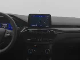 Ford Kuga (2023) thumbnail 8