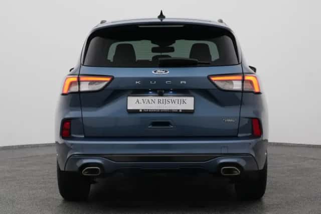Ford Kuga (2023) thumbnail 10