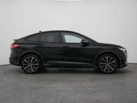 Audi Q4 (2022) thumbnail 15