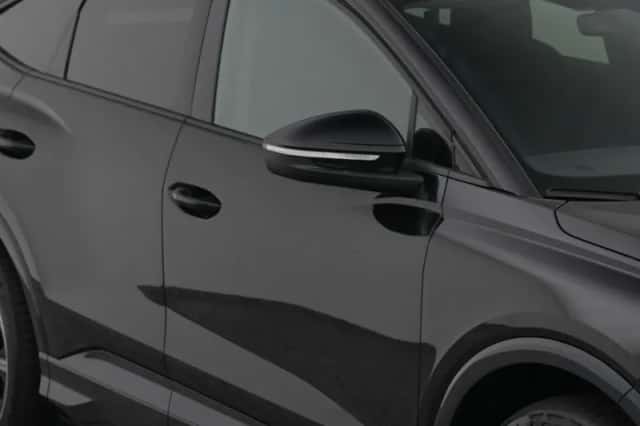 Audi Q4 (2022) thumbnail 24