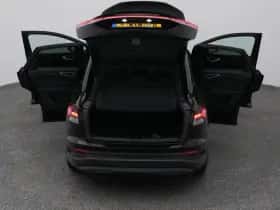 Audi Q4 (2022) thumbnail 30