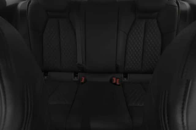Audi Q4 (2022) thumbnail 5
