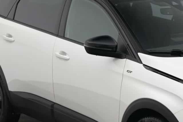 Peugeot 5008 (2022) thumbnail 23