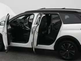 Peugeot 5008 (2022) thumbnail 33